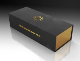 chiaroforte, packaging scatola totem pin girata, regali premium fifa 2025